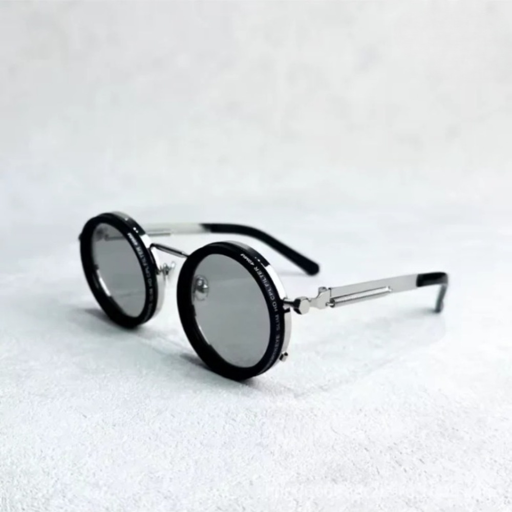 UV-protective polarized sunglasses
