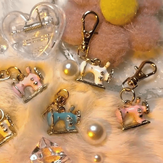 🧵✨ Mini Sewing Machine Keychains – A Stitch of Memory & Meaning