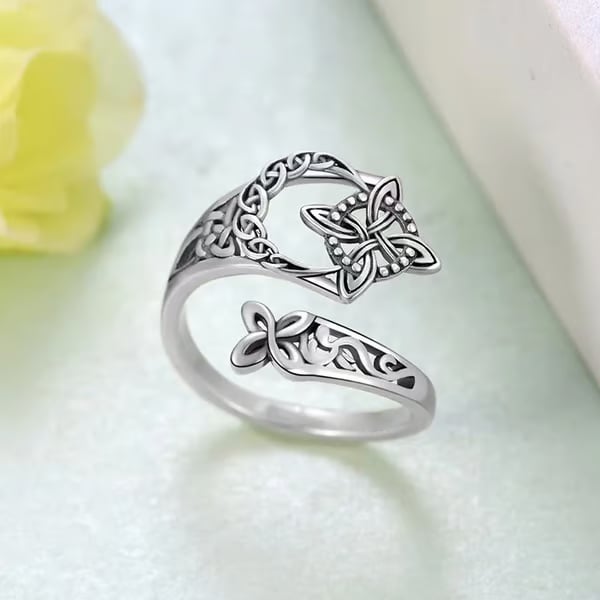 🎁 Celtic Knot Ring - Perfect Gift for Her✨