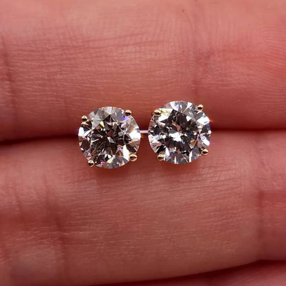 🔥2026 Hot Sale !🔥925 Silver Classic 4-Prong Moissanite Earrings