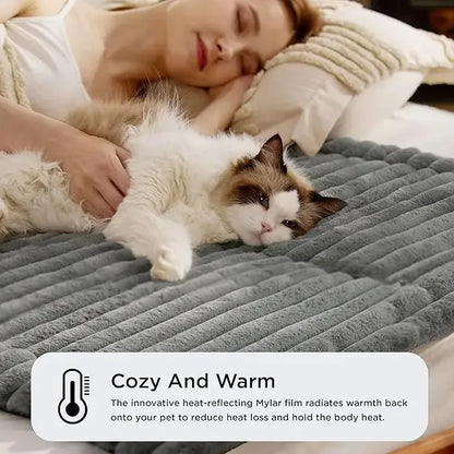 Winter essentials for your pet🐈️🐕️Self Warming pet insulation pad🔥