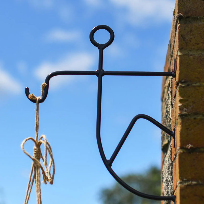 Fishing Man Hanging Plant Hoo
