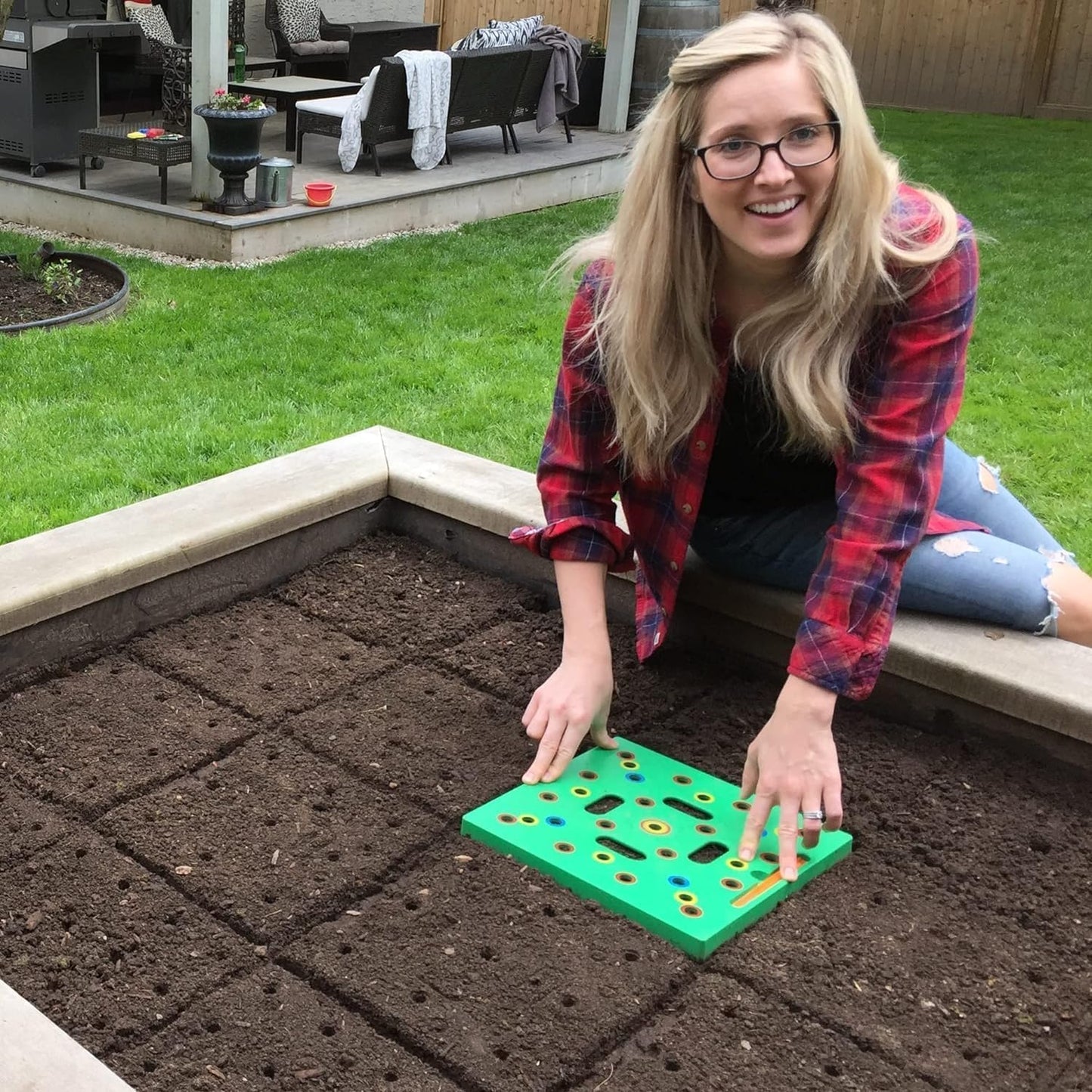 🌿 Seeding Square Garden Spacing Tool – Grow Bigger Harvests with Perfect Plant Spacing Every Time