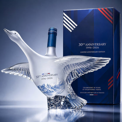 🪿Glass Craft Anniversary 3D Sculpted Vodka Bottle🥰