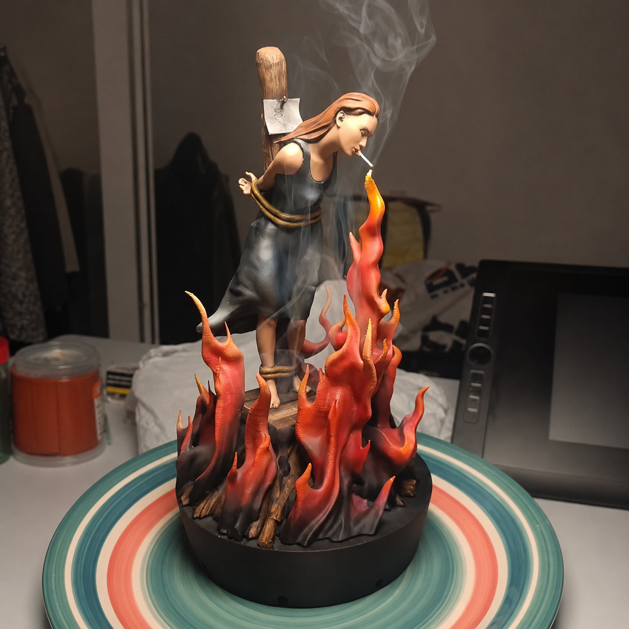🔥LAST DAY 49% OFF - 🧙‍♀️Witch Burn Sculpture Backflow Incense Burner | Gothic Art Incense Holder