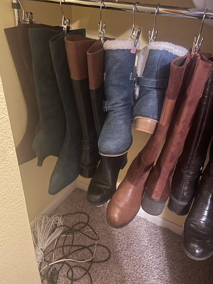 Space-Saving Clothes and Hat Storage Hook