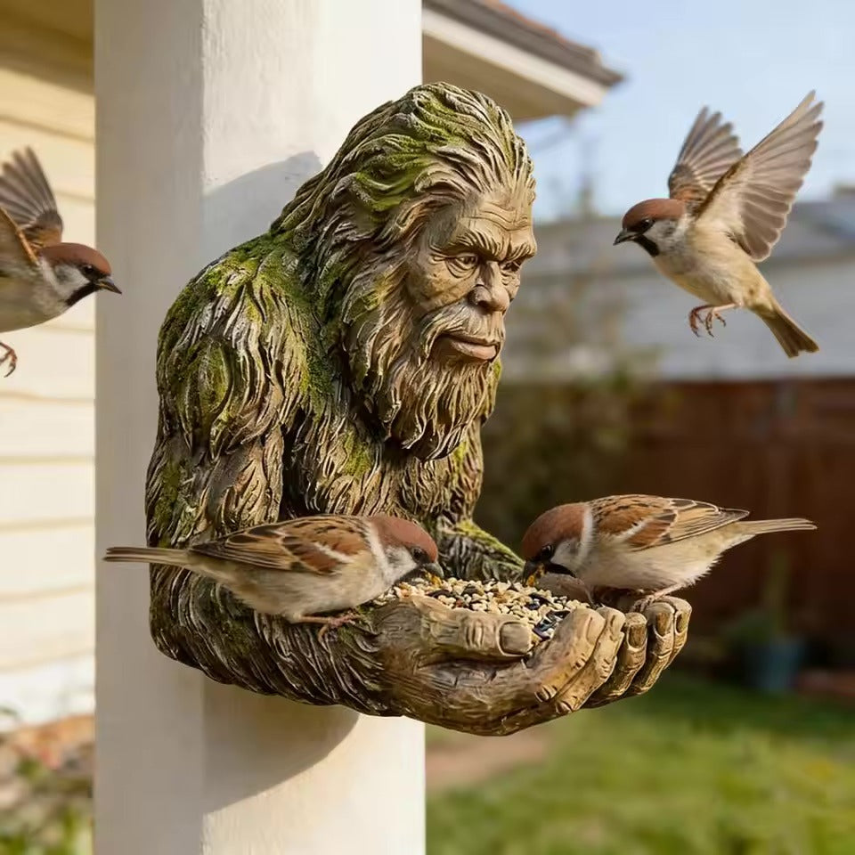 🦶 LAST DAY 50% off✨✨Bigfoot Bird Feeder – Bring Big Fun to Your Backyard Wildlife