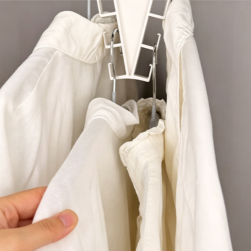 💥 50% OFF TODAY! Multifunctional Triangular Hanger – Easily Organize Your Closet 👗
